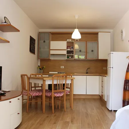 Holiday home Mare, Sole E Relax A 5 Km Da Cefalu' *